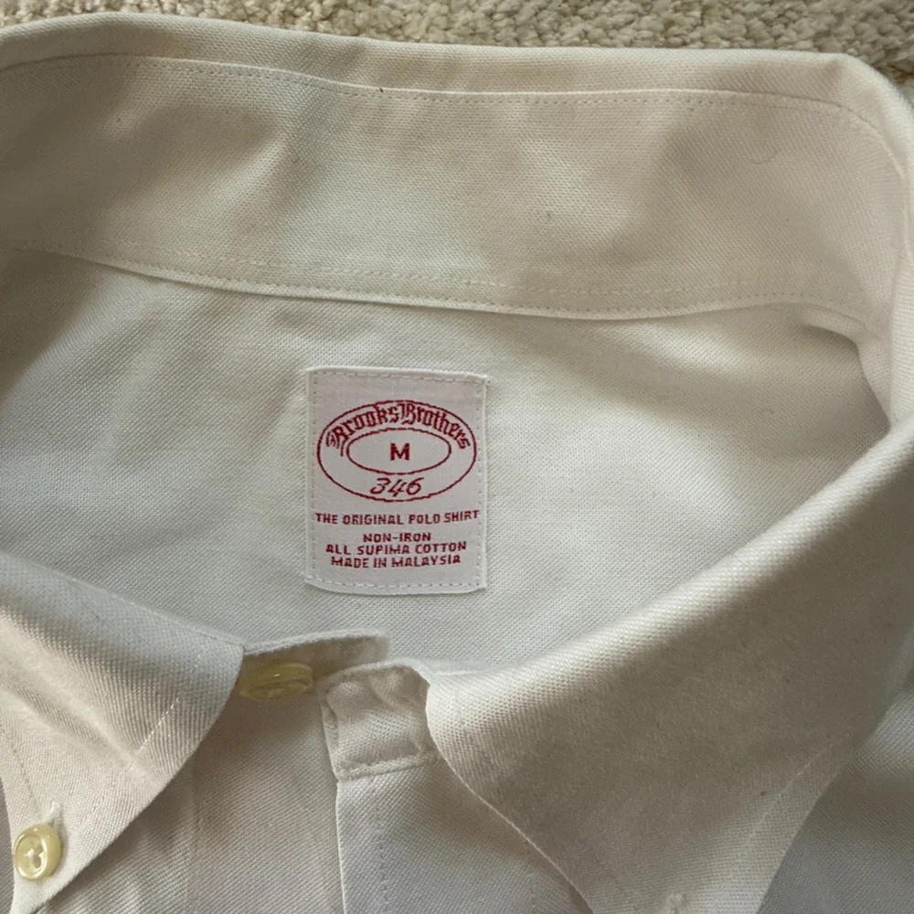 NWOT Brooks Brothers Classic White Button-Down Shirt with Navy Logo - Men - Picture 2 of 8